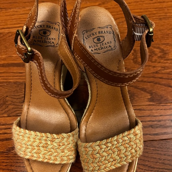 Wedge sandal - Picture 5 of 7